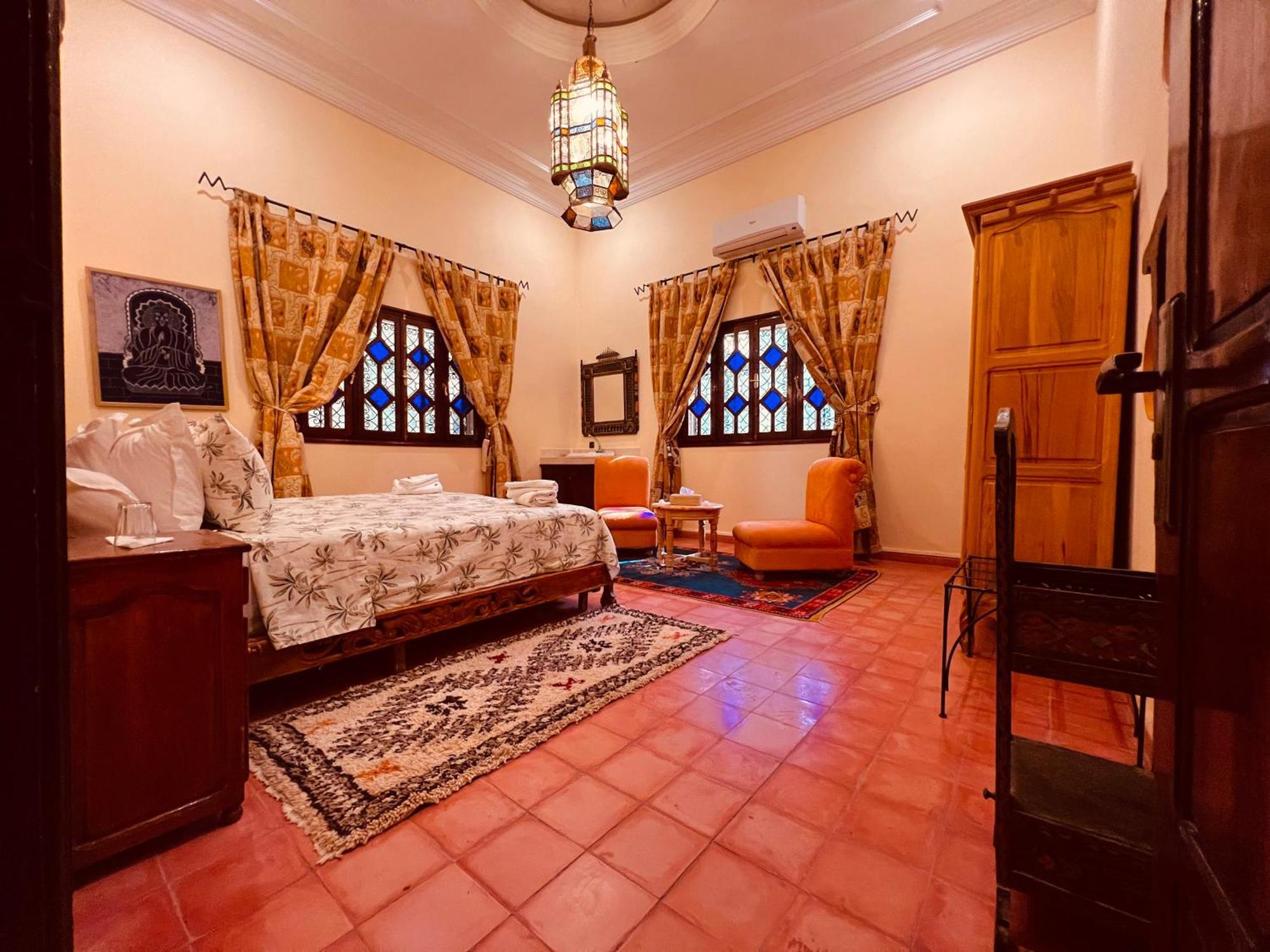 Riad Le Petit Jardin Загора Экстерьер фото